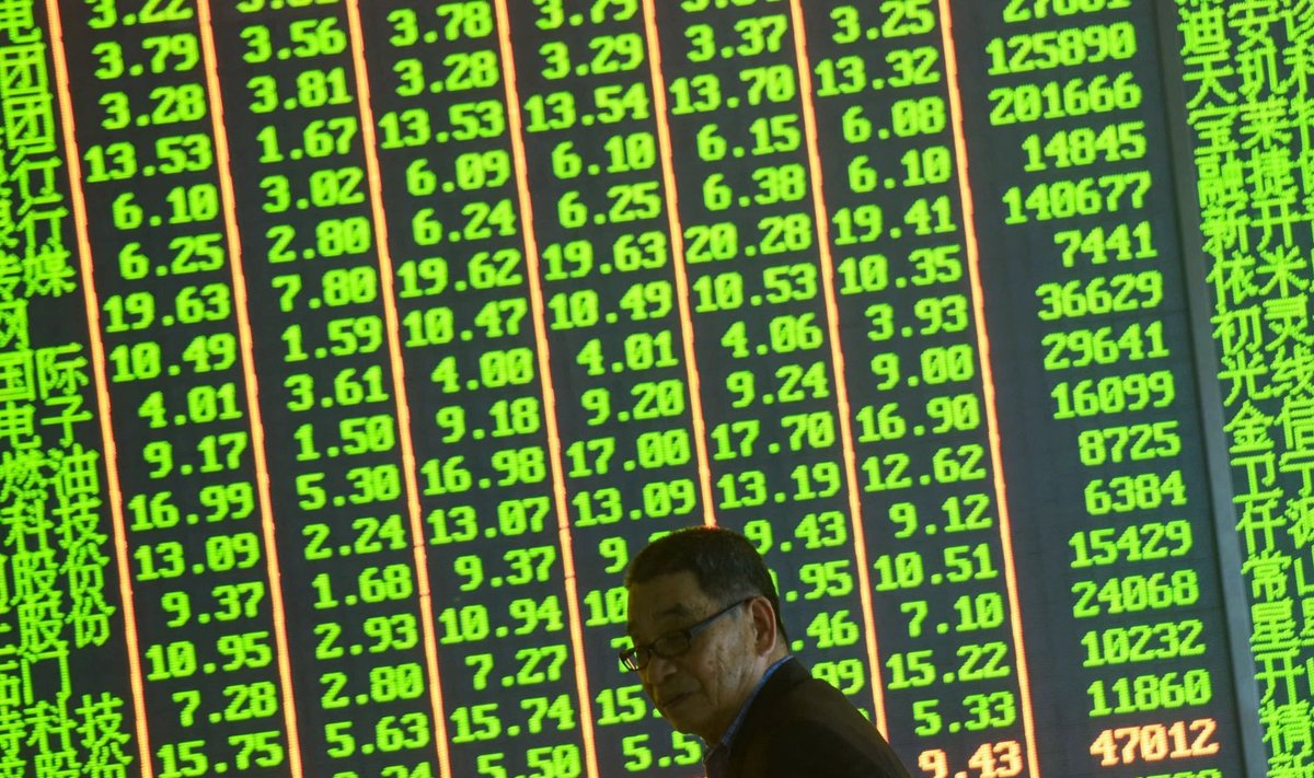 Hiina investor möödub börsiekraanist, kus võimutseb roheline värv. Aasia börsidel näitab roheline langust ja punane tõusu, vastupidiselt meie tavadele.