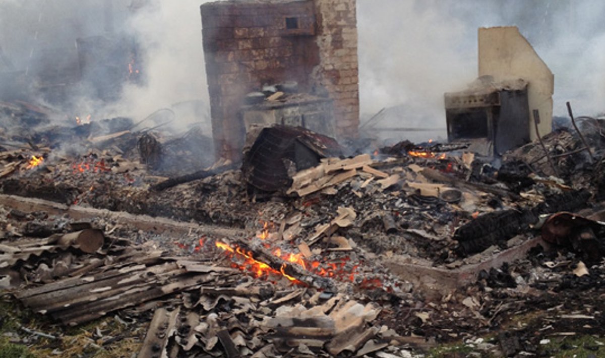 Pranglil põles elumaja maani maha