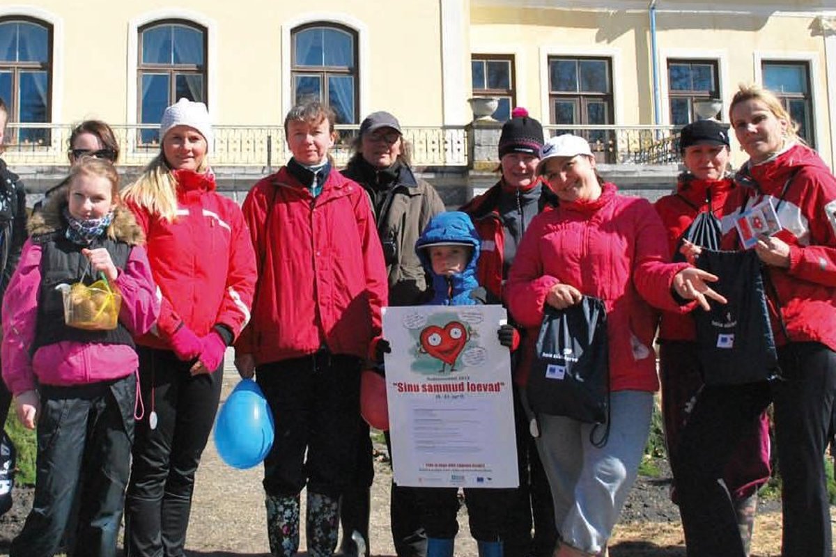 Vigala valla südamenädal lõppes fotoorienteerumisega Vana-Vigala mõisapargis