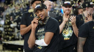 Finaalis kolmikduubli kirja saanud Antetokounmpo vedas Bucksi NBA karikavõitjaks