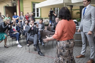 Sotsid tutvustasid oma Tallinna volikogu esimene-kandidaati, Helve Särgavat.