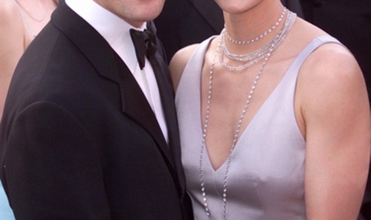 Dario Franchitti ja tema abikaasa Ashley Judd 2001. aasta Oscari gaalal