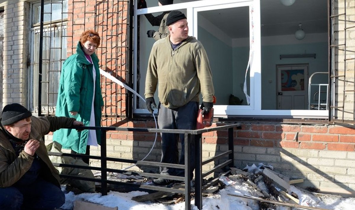 Taevakivi plahvatus purustas ka Tšeljabinski haigla sünnitusosakonna aknad.