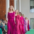 GALERII | Oksana Tandit ja Embassy of Fashion esitlesid käsitööna valminud pidulikke komplekte