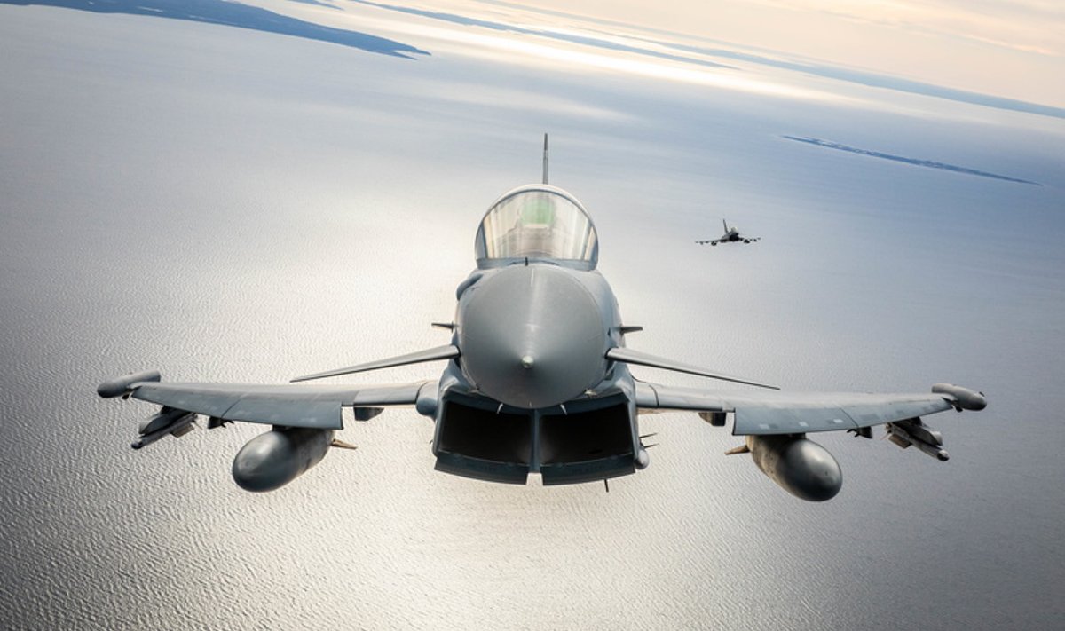 Самолет Eurofighter Typhoon. Иллюстративное фото.