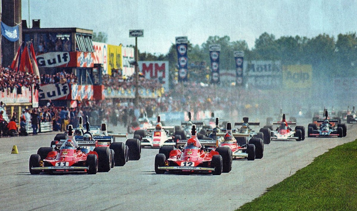 Itaalia GP start: esireas Lauda ja Regazzoni Ferraridel.