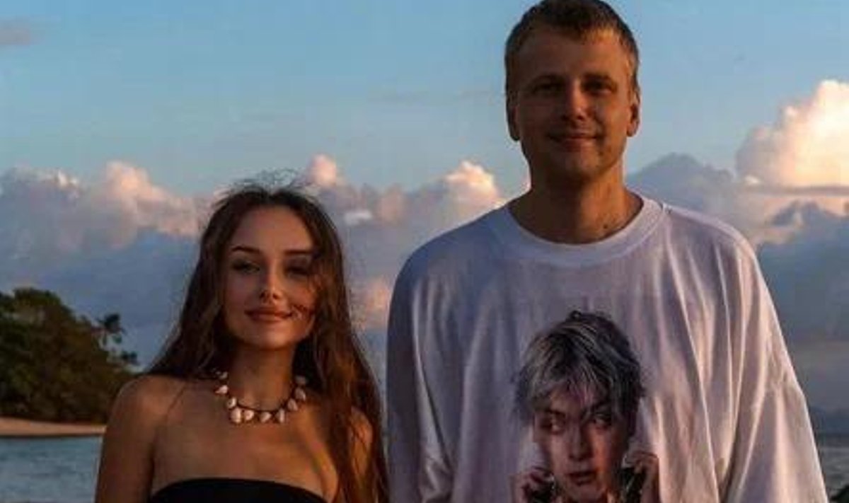 Слава Комиссаренко с женой Юлией Шашковой