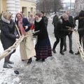 FOTOD ja VIDEO | Rahvusooper Estonia tähistas vastlapäeva tantsu ja rahvalike mängudega