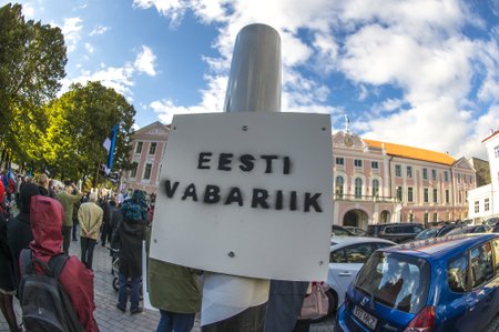 Pagulasvastaste miiting Tallinnas, pilt on illustratiivne