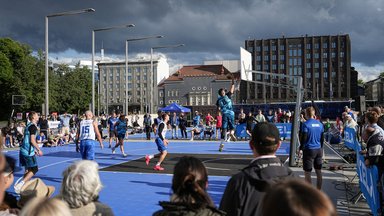 TÄISPIKKUSES JA FOTOD | Alexela 3 × 3 korvpalli Eesti meistrivõistluste hooaeg jätkus Tartus