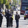 VIDEO | Londonis ründas inimesi mõõgaga mees. Suri 13-aastane poiss