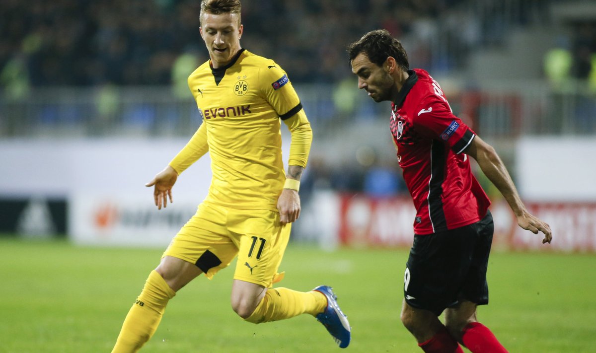 Sergei Zenjov (paremal) mängus Dortmundi Borussiaga
