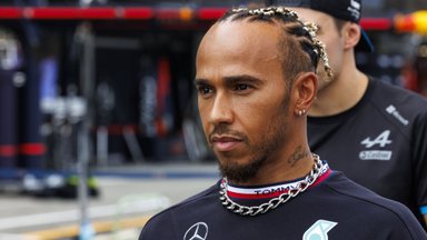 Lewis Hamilton: Kui Red Bull ei ole Jaapanis 30 sekundit teistest ees, siis on midagi lahti