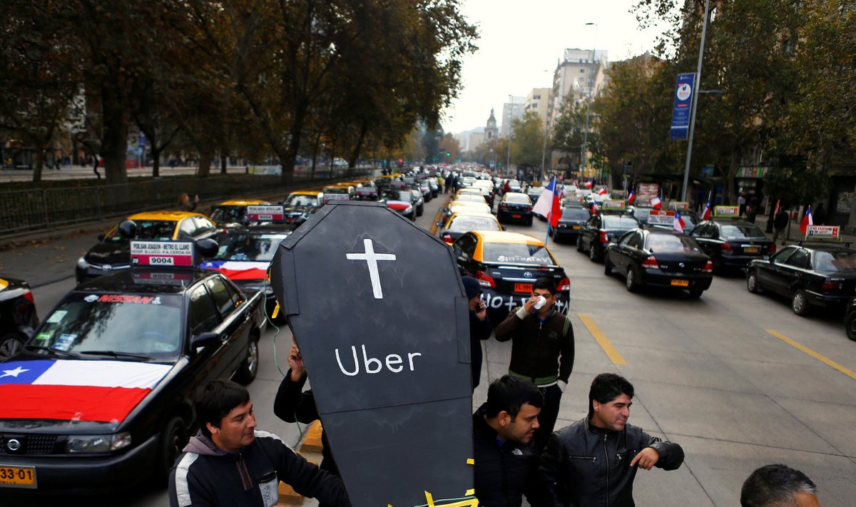 Uberi vastased taksojuhtide meeleavaldused Tšiili pealinnas Santiagos