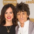 OHOO! The Rolling Stones'i liige saab 68-aastaselt kaksikute isaks