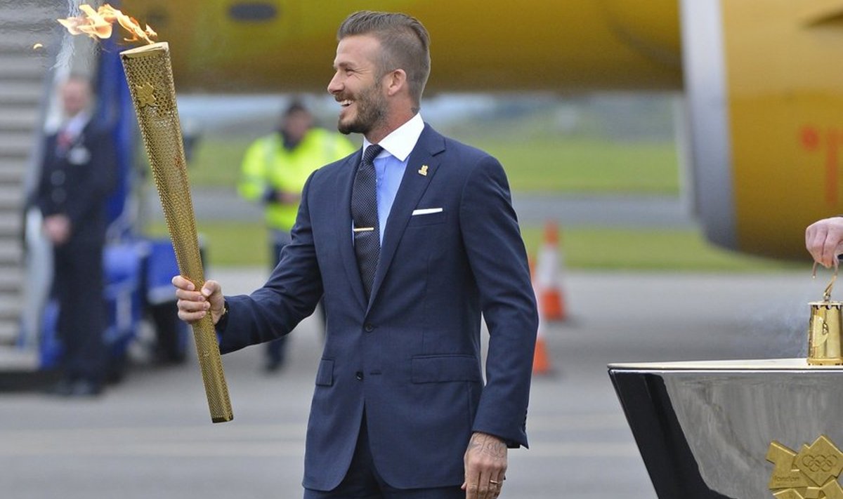 Londoni olümpiatõrvikut sai Beckham kanda, Suurbritannia koondise särki mitte