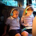 Lastele loodud kõrvaklapid säästavad kuulmist ja vanemate närve