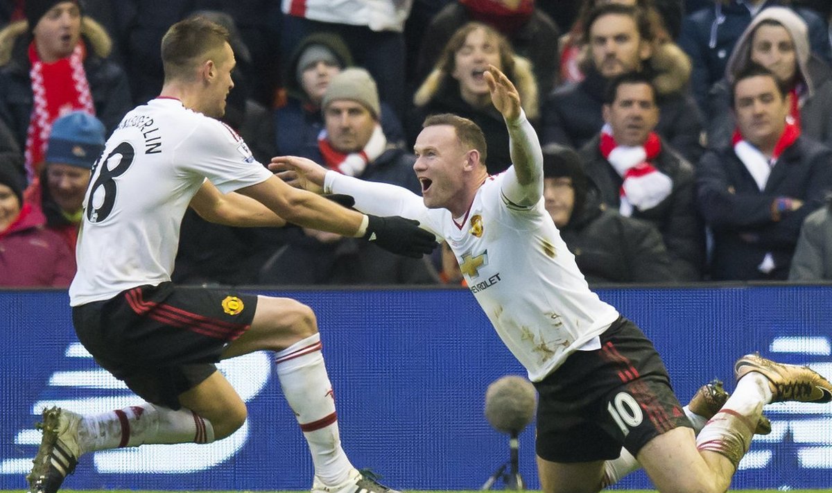 Wayne Rooney juubeldab