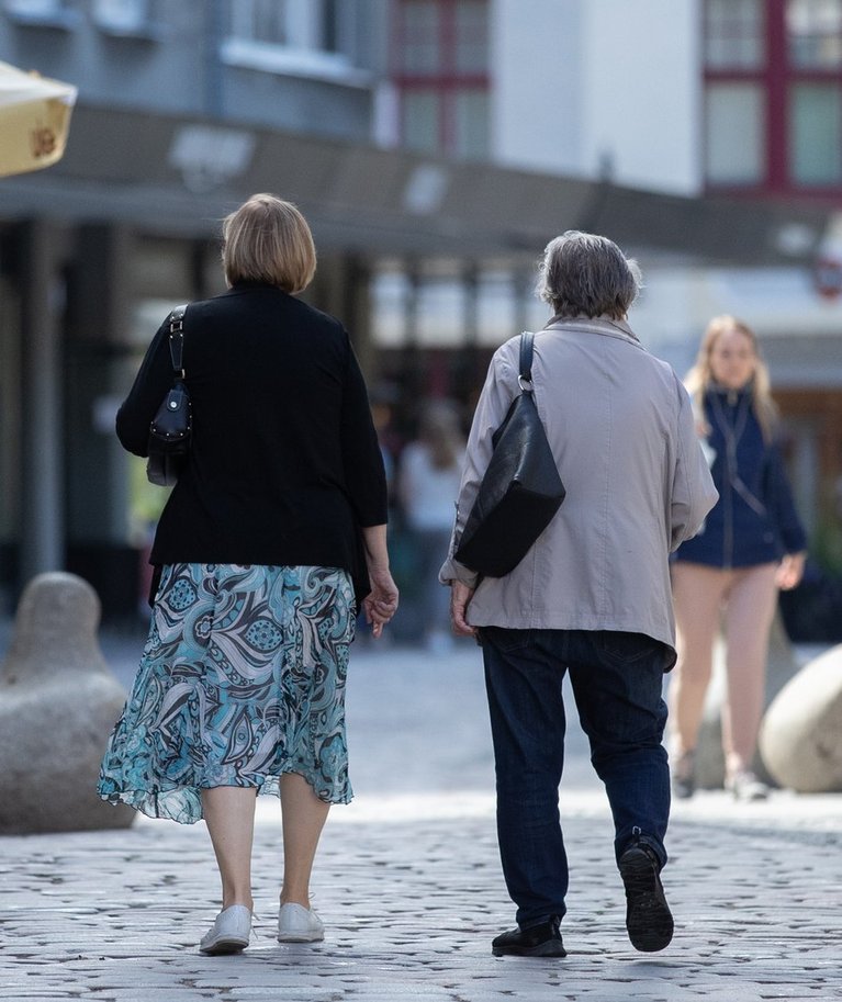 2020. aastaks oli Eesti naiste (pildil) eeldatav eluiga 82,8 ning meestel 74,4 aastat.