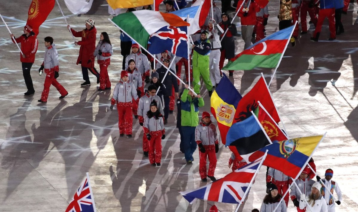 Pyeongchangi taliolümpiamängude lõpetamine. Tähelepanuväärne on, et veebruari top 10 vaadatuimate telesaadete hulka ei tõusnud ükski ülekanne Pyeongchangi taliolümpialt, mille tõid Eesti vaatajateni Kanal 2 ja Kanal 12.