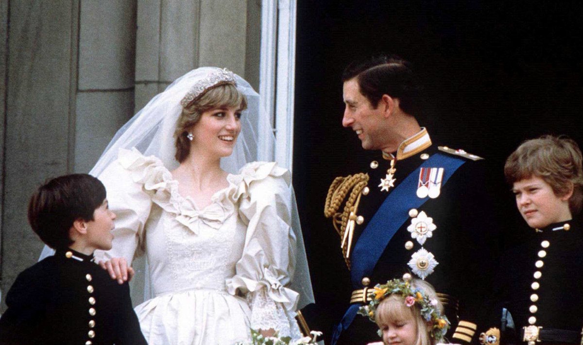Prints Charles ja Lady Diana Spencer oma pulmapäeval.