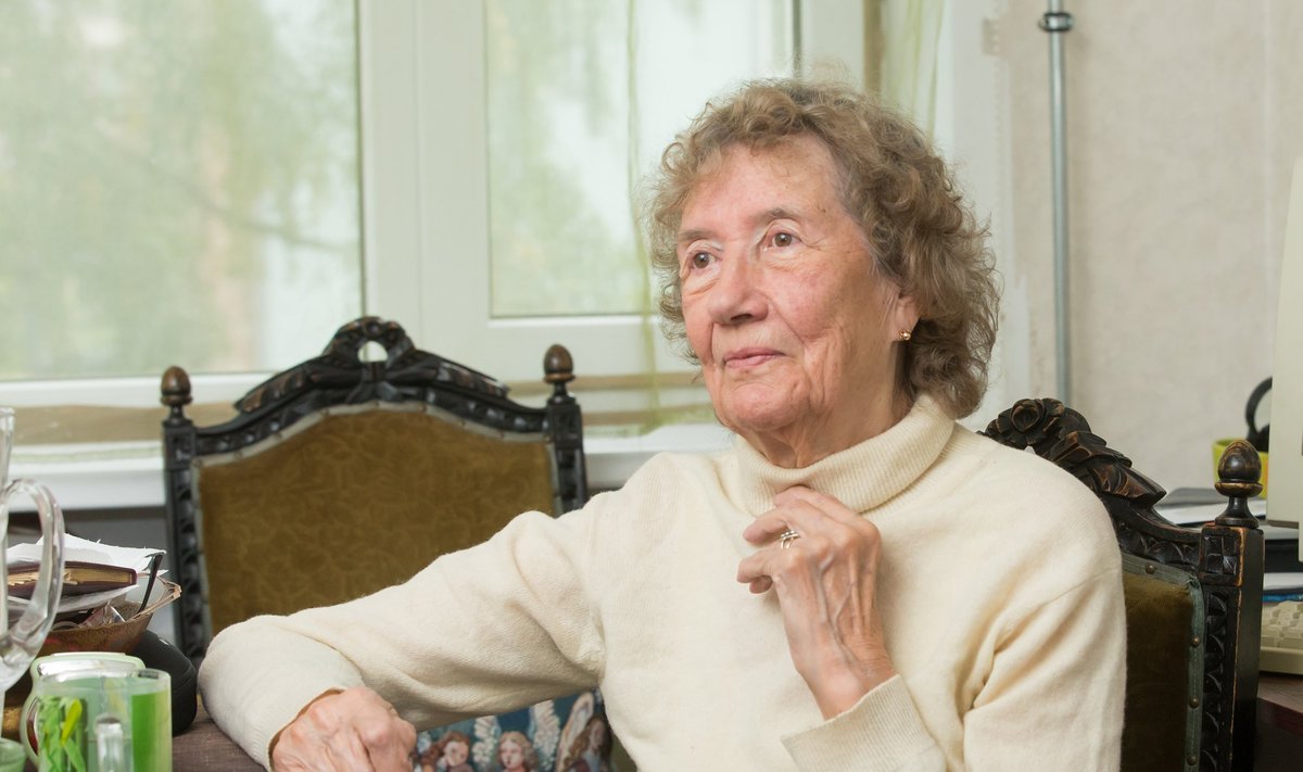 HELVI JÜRISSON
