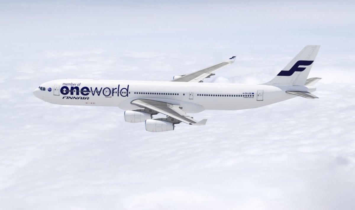 Finnairi Airbus A340 oneworld.