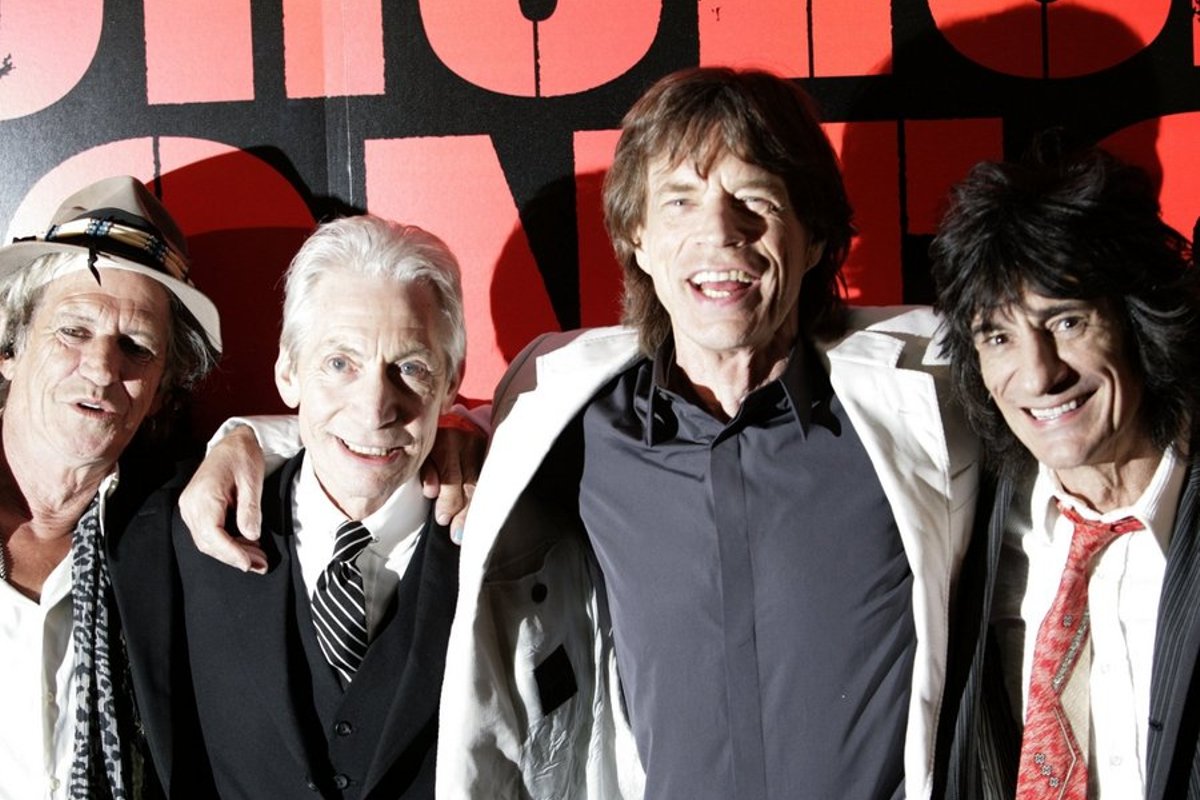 Rolling stones 100 лучших вокалистов. Роллинг стоунз. Вокалист Роллинг стоунз. Роллинг стоунз фото. Британская рок-группа the Rolling Stones.