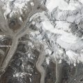 Laviinist suuremgi oht: Everesti nõlvadele on tekkinud sulamisvee järved