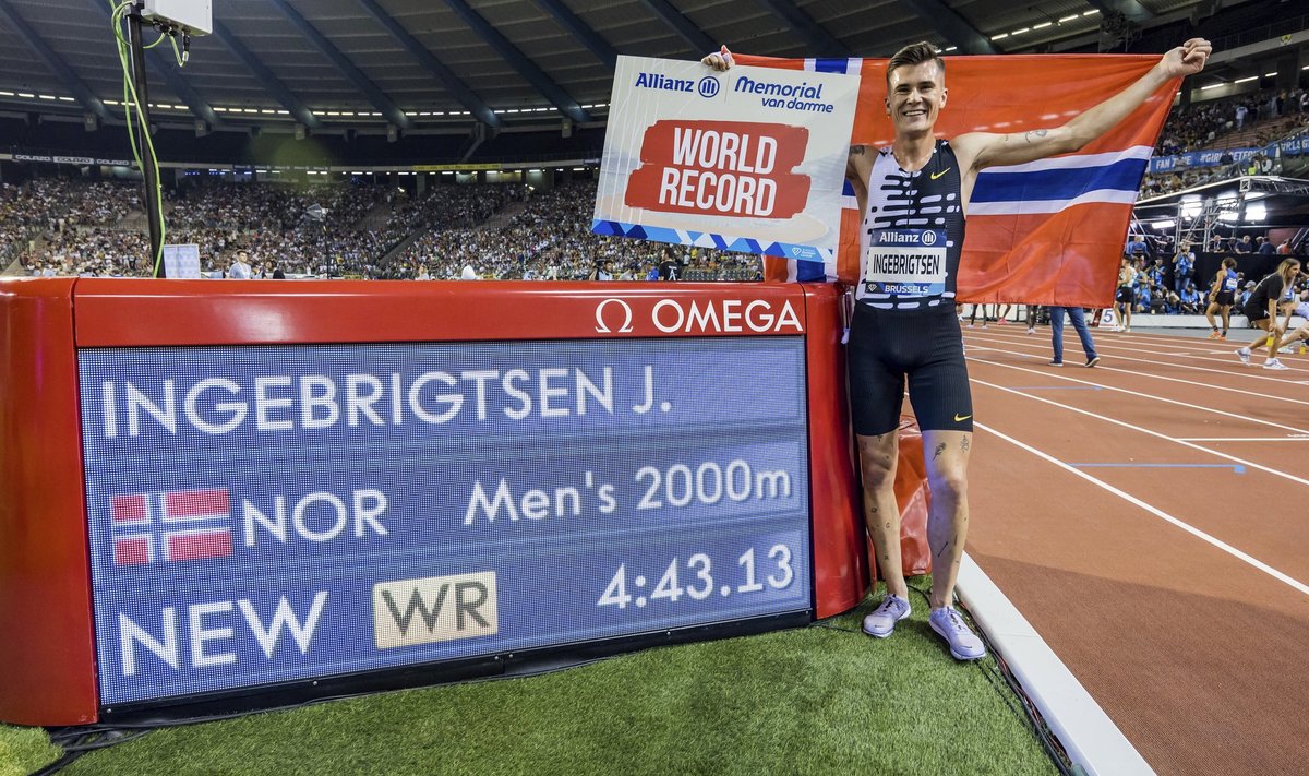 Jakob Ingebrigtsen jooksis uue 2000 meetri jooksu maailmarekordi.