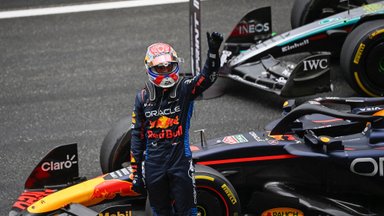 Max Verstappen võitis Hiinas sprindivõistluse 