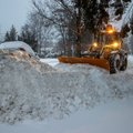 „Автобусы сильно опаздывают не из-за погоды“. Таллинн отчитался об уборке снега в условиях продолжительного и обильного снегопада