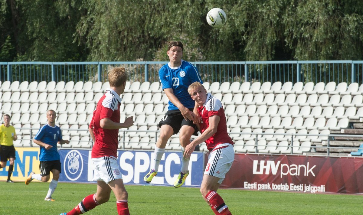 Hannes Anier (20) U-21 koondisega Taani vastu.
