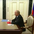Макрон и Путин почти два часа говорили по телефону. Они решили организовать саммит для определения новой архитектуры мира и безопасности в Европе