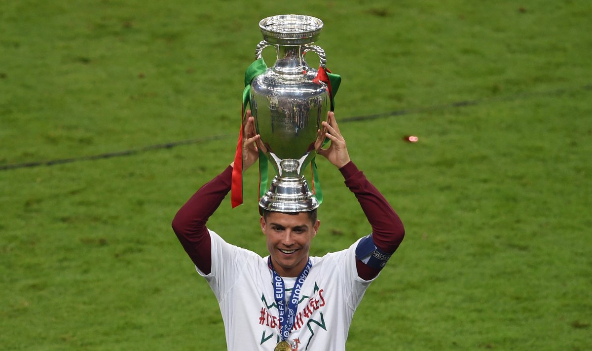 Cristiano Ronaldo ja Portugal on valitsevad Euroopa meistrid.