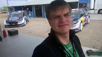 Esimest korda MM-rallil: 2017. aastal Korsikal MM-ralli ilmamehe ülesandeid täites ei osanud Hannes arvatagi, mis teda ees ootab – tänaseks on ta kaasa teinud ligi 70-l rallil.  „Olen väga uhke, et olen selle aja jooksul viinud kõik rallimeeskonnad üle teadus- ja tehnoloogiapõhistele otsustusprotsessidele. Nii saab teha parimaid otsuseid,“ ütleb Hannes Tõnisson. Tema juhtimisel teeb Tallinna Ülikool rallil teadust juba kuus aastat.