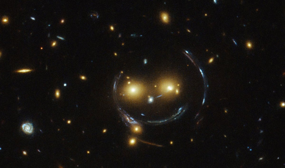 Hubble smiley