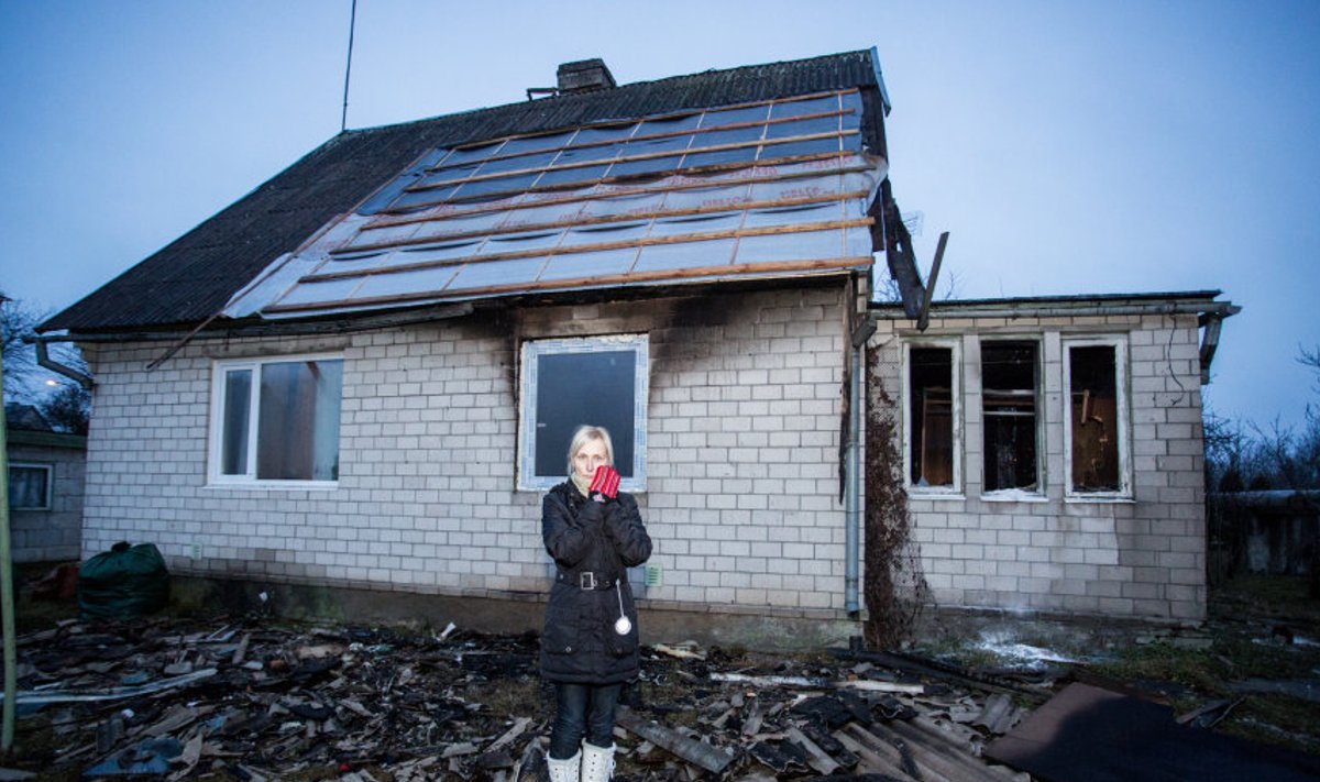 Aastaid väetimatele hoolt pakkunud Tiina Tanseri ja tema pere jaoks olid seekordsed jõulupühad erakordselt kurvad. Sõpruskonna toel püüavad nad rasketest aegadest üle saada, et Tiina võiks ükskord jälle ise teisi aidata. 