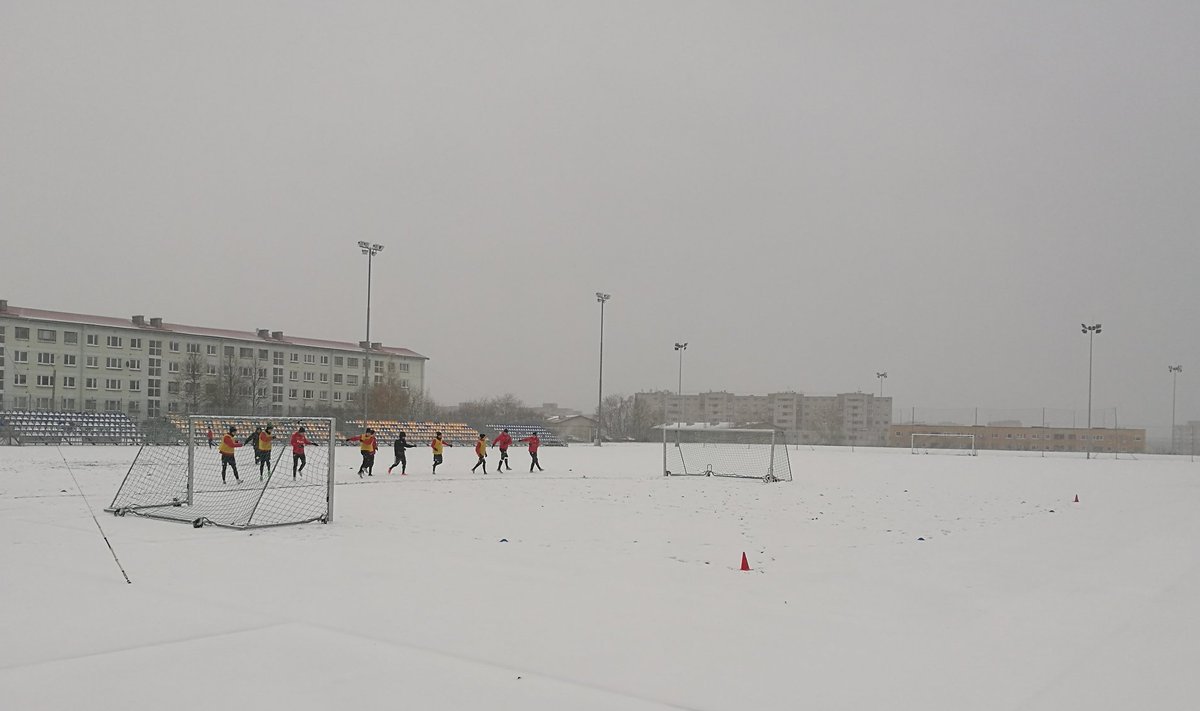 Narva Fama staadion täna päeval