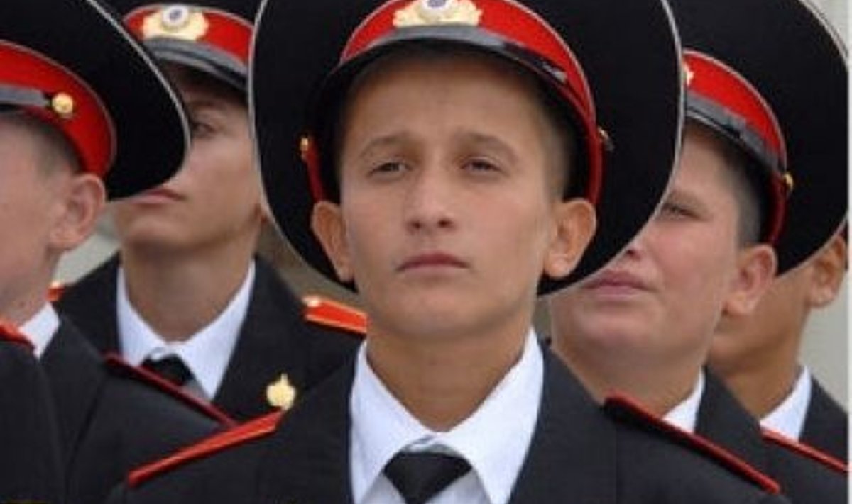 Aleksandr Suvorovi nimelise sõjakooli kadetid Groznõis