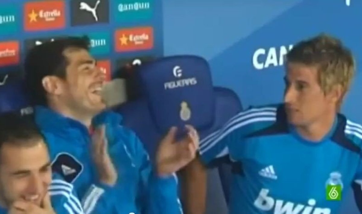 Benzema ja Casillas naeravad Coentrao üle