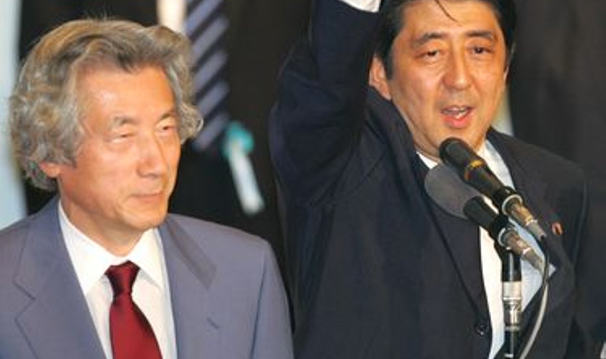Shinzo Abe ja Junichiro Koizumi