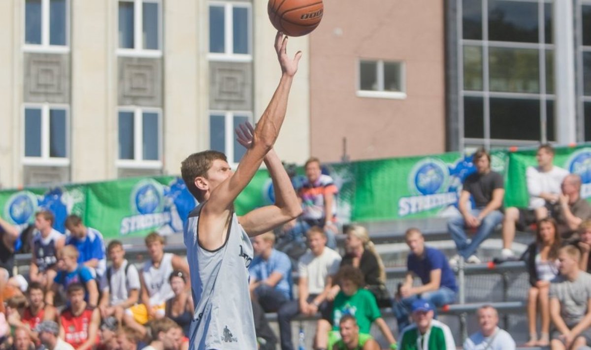 13. augustil toimub Tallinnas, Vabaduse väljakul selle suve viimane tänavakorvpallivõistlus ehk Sprite 3on3 tänavakorvpalli Eesti meistrivõistluste finaal. Lisaks toimub Vabaduse väljakul Eesti seni kõige suurem ja rahvusvahelisem võistlus „Tallinn Open 2011“, kuhu on tulemas 18 võistkonda kokkku 10st riigist. 