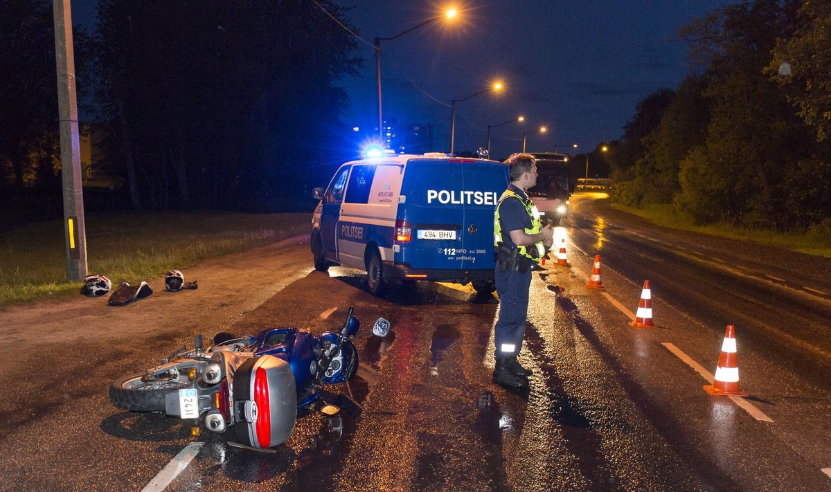 Liiklusõnnetus mootorrattaga Tallinnas Paldiski mnt 223a juures