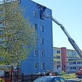 ФОТО | В Пыхья-Таллинне горел жилой дом, женщине на балконе понадобилась помощь