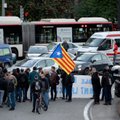 FOTOD | Streikivad katalaanid blokeerivad teid ja raudteeliiklust