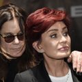 Salasuhtel lõpp: Ozzy Osbourne jättis juuksurist armukese maha, et Sharon talle andestaks