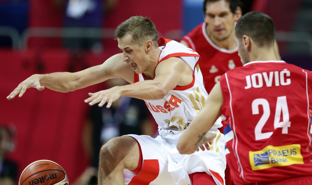 2017 FIBA EuroBasket Preliminary Round: Russia vs Serbia