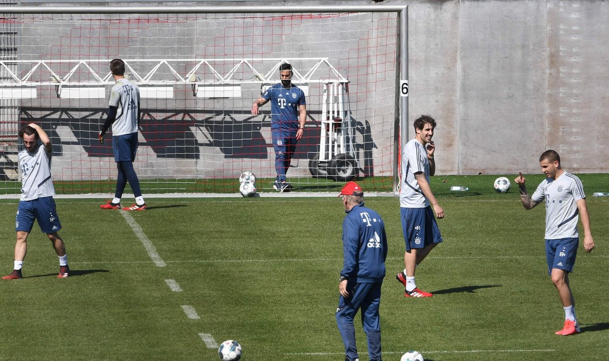 Müncheni Bayerni mängijad on juba treeningutele naasnud.