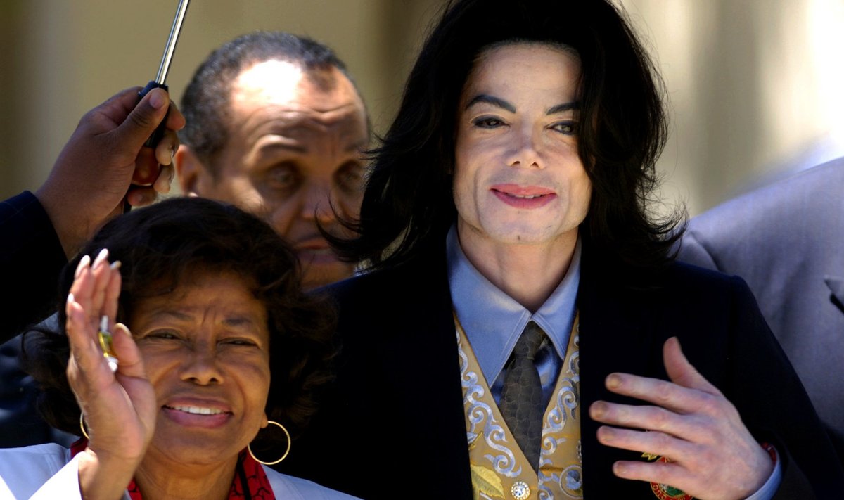 Michael Jackson vanematega